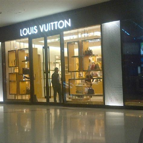 louis vuitton blue mall santo domingo|louis vuitton santo domingue.